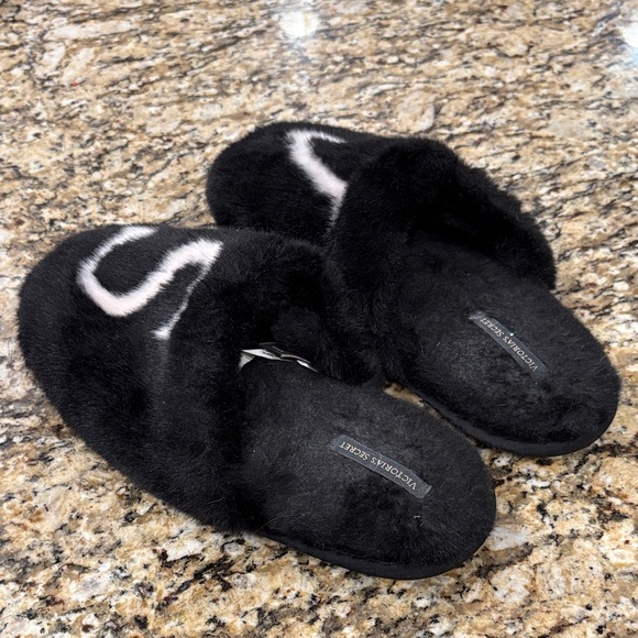 Victoria's Secret Black Fuzzy Slippers with White Logo - Picture 2 of 2
